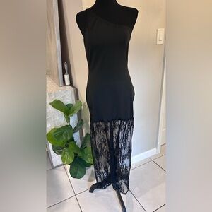 SHEIN Black One-Shoulder Lace Hem Maxi Dress